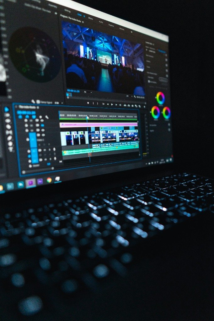 Master Suite de Edición 4K y Color Grading DaVinci